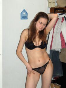 Read more about the article Follada Brutal en el Yate Privado del Magnate