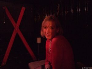 Read more about the article Mi Venganza Ardiente en el Yate Privado: Polla Gorda y Champagne Prohibido